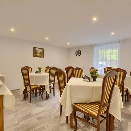 Poziomka Bed & Breakfast *